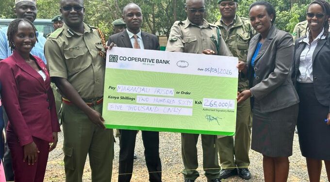 Murang’a police station gets car shade courtesy of Co-operative Bank
