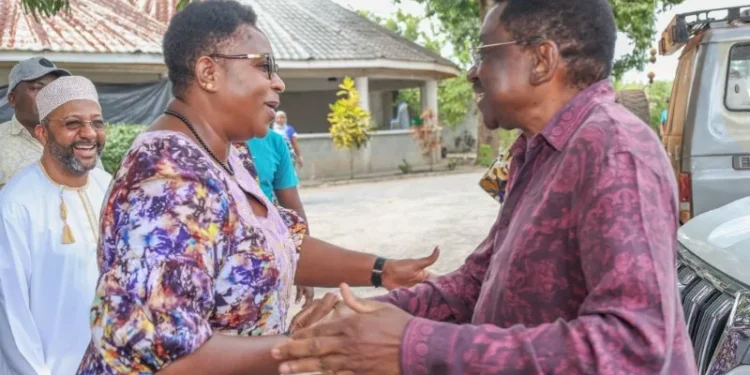 Orengo welcomes Aisha Jumwa to Linda Mwananchi after UDA exit
